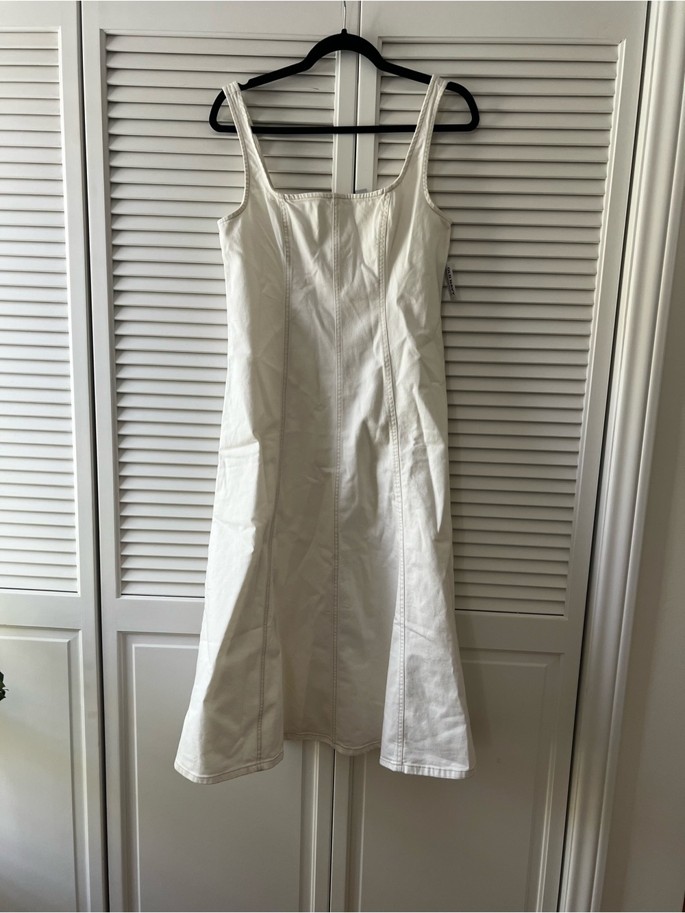 Old Navy Fit & Flare Sleeveless Denim Midi Dress - Picture 3 of 5